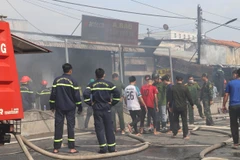 Hiện trường vụ cháy. (Ảnh: Minh Trí/TTXVN)