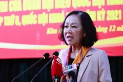 Thường trực Ban Bí thư Trương Thị Mai phát biểu tại buổi tiếp xúc cử tri. (Ảnh: Trọng Đạt/TTXVN)