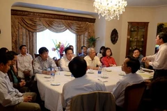 Một buổi làm việc của đoàn tại Canada. (Ảnh: Thanh Hoa, Thanh Hải/Vietnam+)