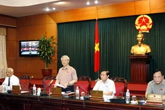 Chủ tịch Quốc hội Nguyễn Phú Trọng phát biểu khai mạc phiên họp. (Ảnh: Trí Dũng/TTXVN)