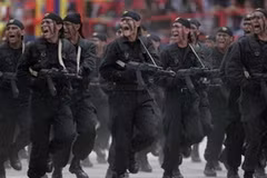 Binh lính Venezuela tại buổi lễ kỷ niệm 200 năm độc lập tại Caracas. (Nguồn: Reuters)