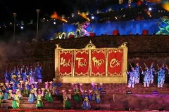 Một tiết mục biểu diễn trong Đêm hội "Hành trình mở cõi." (Ảnh: Nhật Anh/TTXVN)