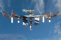 Trạm vũ trụ quốc tế ISS sau khi tàu con thoi Discovery tách khỏi. (Ảnh: AFP/TTXVN)