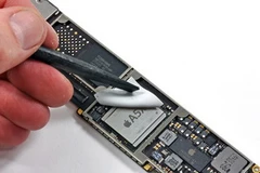 Chip A5X mới nhất của Apple trên iPad 2012. (Nguồn: iFixit)