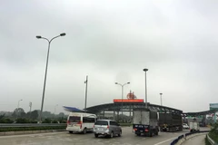 Phương tiện lưu thông qua trạm thu phí của dự án đường cao tốc Pháp Vân-Cầu Giẽ. (Ảnh: Việt Hùng/Vietnam+)