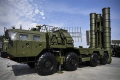 Hệ thống tên lửa S-400 của Nga. (Ảnh: AFP/TTXVN)