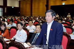 Các “tư lệnh” ngành làm rõ băn khoăn của ĐB Quốc hội