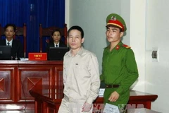 Bác đơn đòi bồi thường cho gia đình Đoàn Văn Vươn