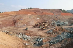 Trên công trường thi công mở rộng Nhà máy Thủy điện Hòa Bình. (Ảnh: Dương Giang/TTXVN)