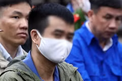 Bị cáo Phan Quốc Việt, cựu Tổng Giám đốc Công ty Việt Á, tại phiên tòa xét xử. (Ảnh: Phạm Kiên/TTXVN)