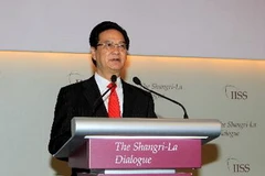 Thủ tướng Nguyễn Tấn Dũng đọc diễn văn khai mạc. (Ảnh: Đức Tám/TTXVN)