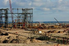 Nhà máy nhiệt điện Vĩnh Tân 2 đang được thi công. (Ảnh: Ngọc Hà/TTXVN)