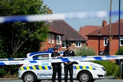 (Ảnh: guardian.co.uk)