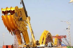 Công trình Cầu Rồng bắc qua sông Hàn. (Ảnh: Trần Lê Lâm/TTXVN)