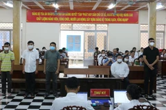 Chiều 16/10/2023, Tòa án nhân dân tỉnh An Giang tuyên phạt bị cáo Nguyễn Bá Quận (sinh năm 1962, nguyên Trưởng phòng Cảnh sát giao thông đường bộ Công an tỉnh An Giang) 2 năm tù giam về tội “Lợi dụng chức vụ, quyền hạn trong thi hành công vụ. (Ảnh minh họ