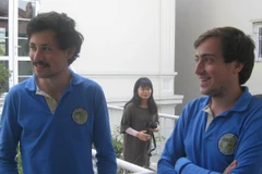 Matthieu Tordeur và Nicolas Auber tại Việt Nam. (Ảnh: Vietnam+)