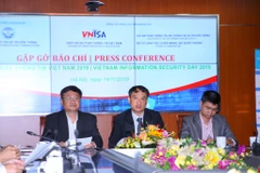 Phó Chủ tịch kiêm Tổng thư ký VNISA Vũ Quốc Thành công bố các hoạt động của Ngày An toàn thông tin Việt Nam 2019. (Ảnh: Minh Sơn/Vietnam+)