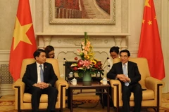 Chủ tịch Ủy ban Nhân dân thành phố Hà Nội Nguyễn Đức Chung và Thị trưởng Bắc Kinh Vương An Thuận. (Nguồn: TTXVN)