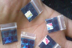 Phòng ngừa, đấu tranh với ma túy dưới hình thức "tem giấy"