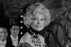 Huyền thoại sân khấu Broadway Carol Channing. (Nguồn: playbill.com)
