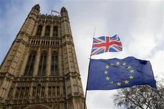 Quang cảnh bên ngoài tòa nhà Quốc hội Anh ở London. (Nguồn: THX/TTXVN)