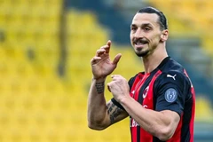 Ibrahimovic và đội bóng chủ quản AC Milan bị UEFA phạt. (Nguồn: Getty Images)