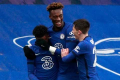 Abraham (giữa) đưa Chelsea vào vòng 5 FA Cup. (Nguồn: Sky)