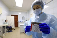 Nga hoàn tất thử nghiệm lâm sàng vắcxin EpiVacCorona ở người cao tuổi