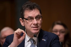 CEO của hãng Pfizer dự báo thời điểm cuộc sống trở lại bình thường