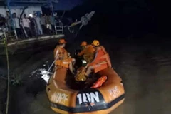 Hàng chục người thoát chết trong tai nạn đường thủy tại Ấn Độ