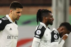 Fulham chia tay Premier League sau 1 năm thăng hạng. (Nguồn: Sky)