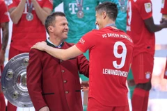 Huyền thoại Matthäus và Lewansdowski. (Nguồn: Getty)