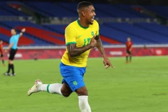Malcom giúp Brazil giành huy chương Vàng bóng đá nam Olympic Tokyo 2020. (Nguồn: Eurosport)