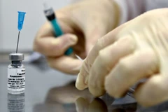 Argentina trở thành nước Mỹ Latinh đầu tiên sản xuất vaccine Sputnik V