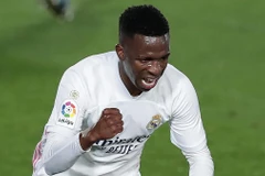 Thoát thua ở phút 89, Real mất vị trí trí thứ 2 vào tay Barcelona