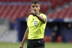 Thay đổi trọng tài bắt chính trận 'kinh điển' Real-Barcelona