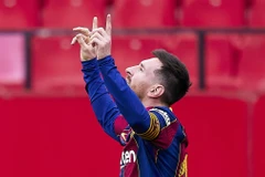 Messi tỏa sáng, Barcelona chỉ còn kém Atletico Madrid 2 điểm