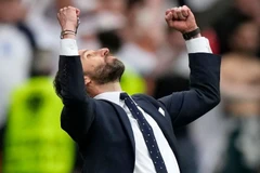 Gareth Southgate ăn mừng sau trận thắng tuyển Đức. (Nguồn: skysports)