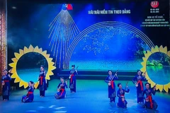 Hà Nội: Chương trình nghệ thuật 'Mãi mãi niềm tin theo Đảng'