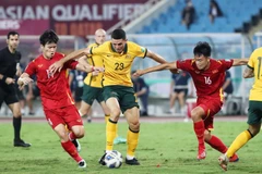 Australia đã gặp phải nhiều khó khăn trước Việt Nam. (Ảnh: Thành Đạt/TTXVN)