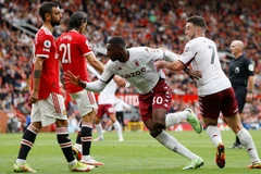 Premier League: Man City hạ Chelsea, M.U bại trận trên sân nhà