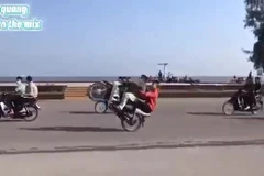 Xử lý nghiêm nhóm thanh niên chạy xe máy náo loạn thành phố Sầm Sơn