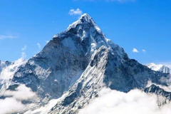 Trung Quốc và Nepal thống nhất độ cao mới của đỉnh Everest