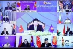 Phó Thủ tướng, Bộ trưởng Ngoại giao Phạm Bình Minh phát biểu tại Diễn đàn Khu vực ASEAN lần thứ 27. (Ảnh: Lâm Khánh/TTXVN)