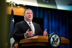 Ngoại trưởng Mỹ Mike Pompeo phát biểu trong cuộc họp báo tại Washington, DC. (Ảnh: AFP/TTXVN)