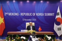 Thủ tướng Nguyễn Xuân Phúc phát biểu tại hội nghị. (Ảnh: Thống Nhất/TTXVN)