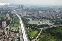 Một đoạn đường vành đai 3 đoạn Mai Dịch-cầu Thăng Long. (Nguồn: Vietnam+)