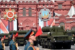 Hệ thống phòng thủ tên lửa S-400 Triumf của Nga. (Nguồn: Getty Images)