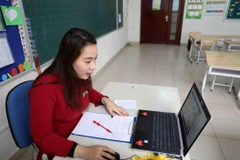 Dạy trực tuyến trong mùa dịch COVID-19. (Ảnh: Thanh Tùng/TTXVN)