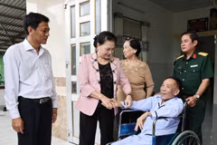 [Photo] Chủ tịch Quốc hội đi thăm và làm việc tại tỉnh Sóc Trăng